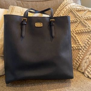 Michael kors saffiano leather tote